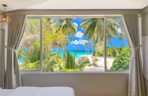 Himandhoo Hotel | White Sand