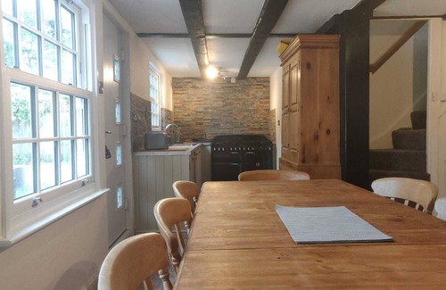 St Neots House | Whitehouse Cottage - Great Paxton