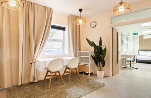 Bowes Apartment | Whittington Apartments