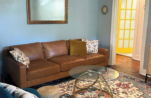 Tyler Cottage | Whole 3 Bedroom Cottage + Yard Near Medical District & Downtown Tyler