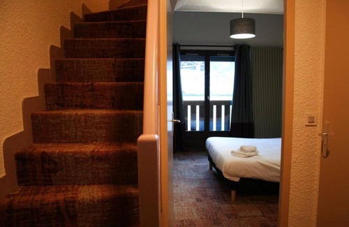 Pralognan-la-Vanoise Hotel | Wifi, ski-in/ski-out & foot of the slopes, tv, 30m², Pralognan-la-Vanoise