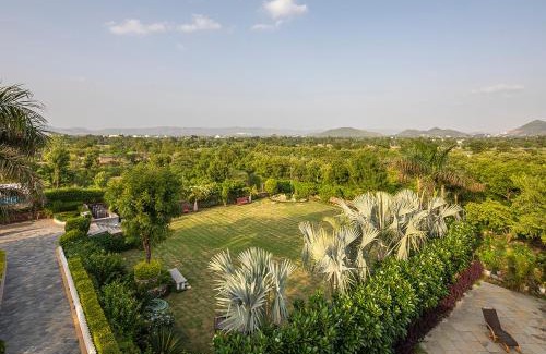 Bedla Villa | Wild Orchid by StayVista, 2 BHK villa with a swimming pool, spacious lawn & a gazebo for a perfect getaway