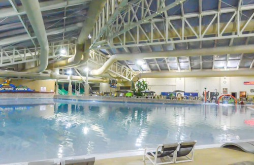 Lake Delton Apartment | Wilderness Resort - Deluxe Two-Bedroom Sleeps 8 with 8 wristbands