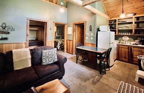 Cadiz Cabin | Wilderness Retreat