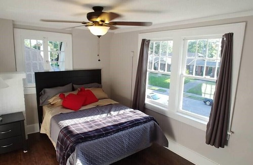 Vollintine-Evergreen Apartment | Willett 2 Adorable Two Bedroom