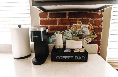 Bardstown Apartment | WILLIAM FORREST SUITE Newly renovated suite!