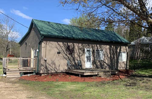 Cazenovia House | Willow Creek Cottage