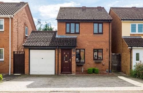 Broxbourne House | Willowdene Wonder - Just like home