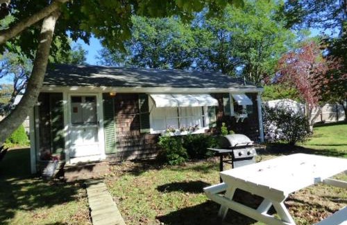 Dennis Port House | Willows Cottage East