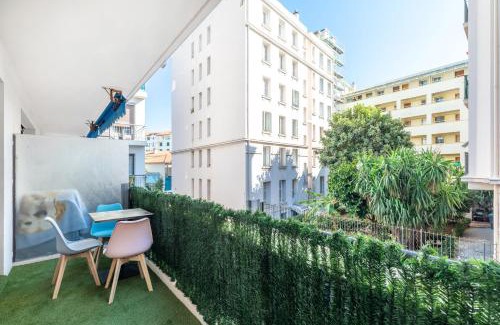 Juan-les-Pins Apartment | WILSON Juan les pins 6 couchages 100m des plages