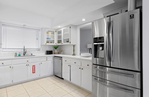 Fort Lauderdale House | Wilton Island - two master suites - Close to everything!