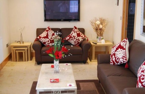 Merthyr Tydfil Cabin | Winchfawr Lodge