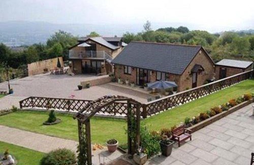 Merthyr Tydfil Cabin | Winchfawr Lodge