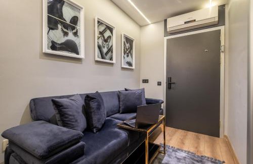 Besiktas Apartment | Wind Suit