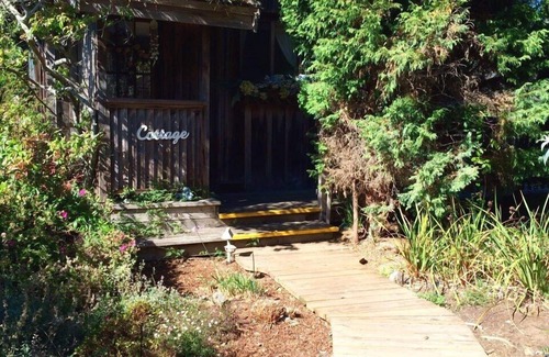 Fort Bragg Cottage | Windrift Cottage - An idyllic haven on the coast