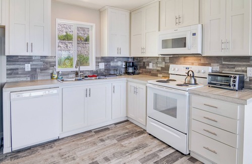 Yachats House | Windsong Vista - Sprawling Ocean views