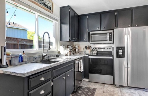 Santa Rosa House | Wine Country Bungalow