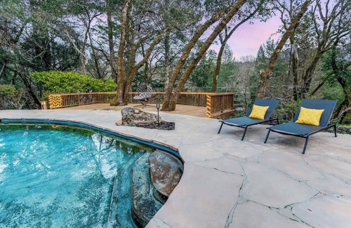 Santa Rosa House | Wine Country Retreat- Privacy-Spa/Pool/Games