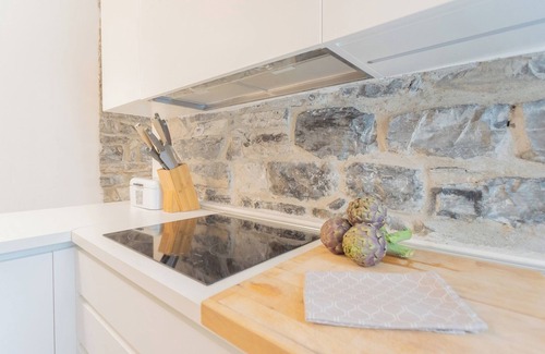 Como City Centre Apartment | Wine Not Apartment in Como City Centre by Rent all Como