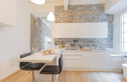 Como City Centre Apartment | Wine Not Apartment in Como City Centre by Rent all Como