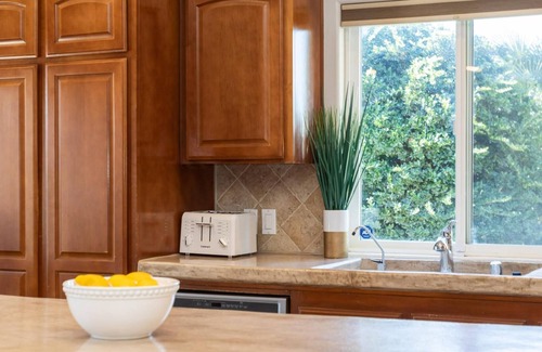 Menifee House | Winederlust and Grapeful-Jacuzzi