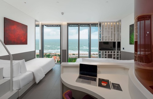 Tuy Hoa Hotel | Wink Hotel Tuy Hoa Beach - 24hrs stay & Rooftop Pool Bar