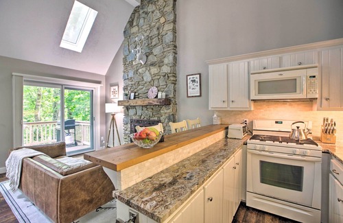 Treeloft House | Wintergreen Resort Home w/2 Decks + Ski Access!