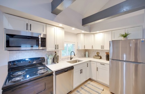 Erie House | 'Wishin & Fishin' Walkable Erie Home By the Beach!