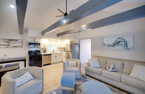 Erie House | 'Wishin & Fishin' Walkable Erie Home By the Beach!