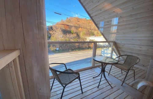 Kitasaku-gun Villa | With a wood stove and sauna! Just a 7-minute drive (5 km) to the outlet.
