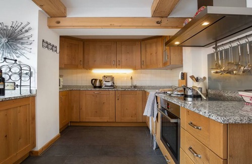 Le Tour Apartment | Within THE Tempting Reach OF THE LA Vormaine SKI Lift