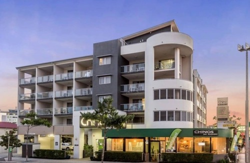Woolloongabba Apartment | WL314 1Bed 1Bath apt w parking near CBD