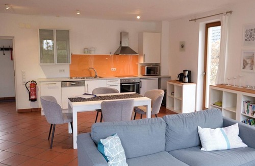 Wolthusen Apartment | Wolthuser Warf II, Feha - Apartment/Fewo II, shower, WC, 2 bedrooms