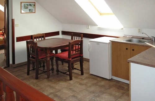 Uhlejov Villa | Wonderful private villa for 22 people with WIFI, private pool, TV, patio and pets allowed