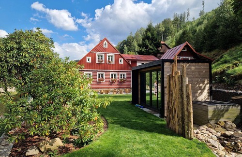 Pec pod Snezkou Villa | Wonderful private villa for 18 guests with WIFI, TV, patio and pets allowed