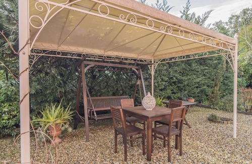 Casalguidi Villa | Wonderful private villa for 6 people with A/C, WIFI, TV and pets allowed