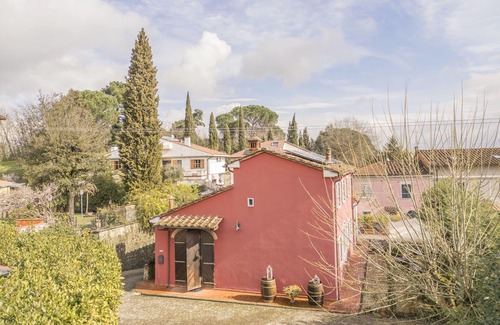 Casalguidi Villa | Wonderful private villa for 6 people with A/C, WIFI, TV and pets allowed