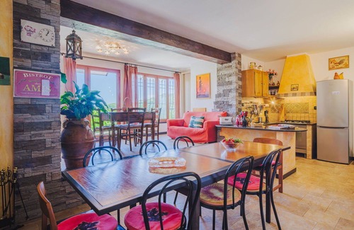 Velva Villa | Wonderful private villa for 14 guests with WIFI, TV and patio