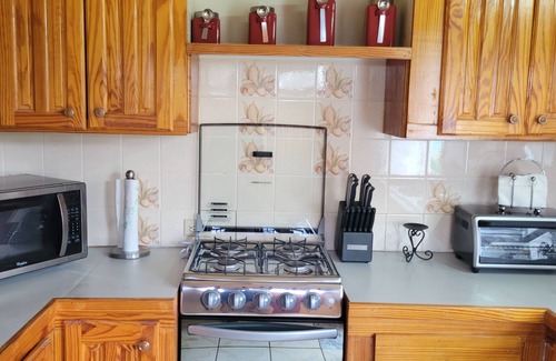 Jessups Village House | Wonderful 2-bedroom house with AC in charming Cotton Ground Village.