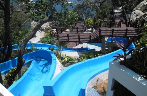 Punta Diamante Apartment | Wonderful Condominium Next to the Banyan Tree Hotel with Beach and private dock