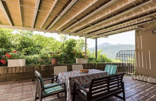 Lake Bracciano Villa | Wonderful private villa for 10 people with WIFI, private pool, A/C, TV, terrace and pets allowed