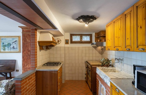 Poggio di Loro House | Wonderful private villa for 6 people with private pool, TV and terrace