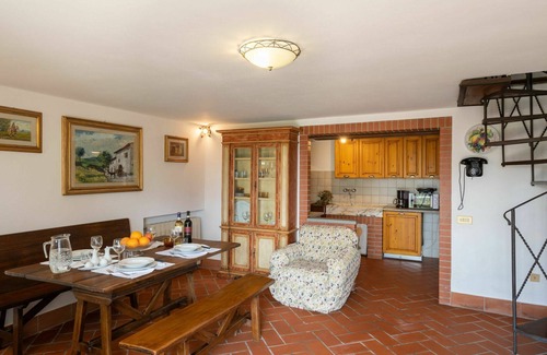 Poggio di Loro House | Wonderful private villa for 6 people with private pool, TV and terrace