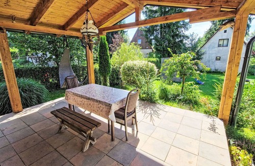 Karlovy Dvory House | Wonderful private villa for 6 guests with WIFI, TV, terrace and pets allowed
