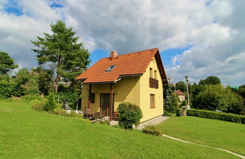 Zasada House | Wonderful private villa for 5 guests with WIFI, pool, TV and terrace