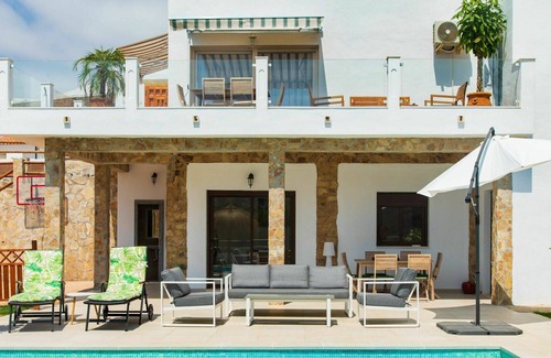 Mezquitilla Villa | Wonderful private villa with private pool, WIFI, A/C, TV, patio, panoramic view and parking