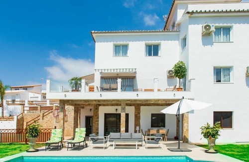 Mezquitilla Villa | Wonderful private villa with private pool, WIFI, A/C, TV, patio, panoramic view and parking