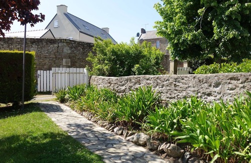 Saint-Lunaire House | Wonderful private villa for 4 people with WIFI, TV and pets allowed