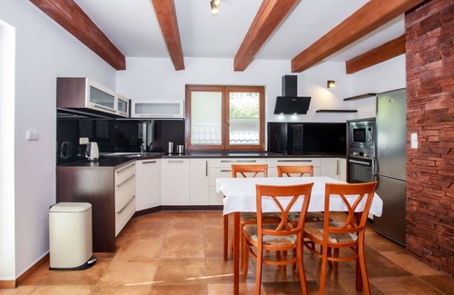 Zabovresky House | Wonderful private villa for 4 people with WIFI, TV and terrace