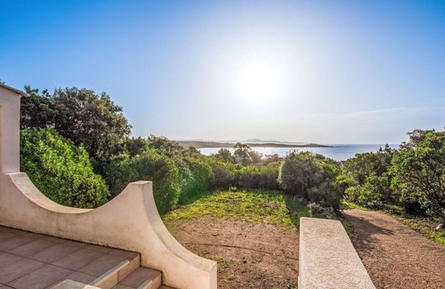Pianotolli-Caldarello House | Wonderful private villa for 6 guests with A/C, WIFI and terrace